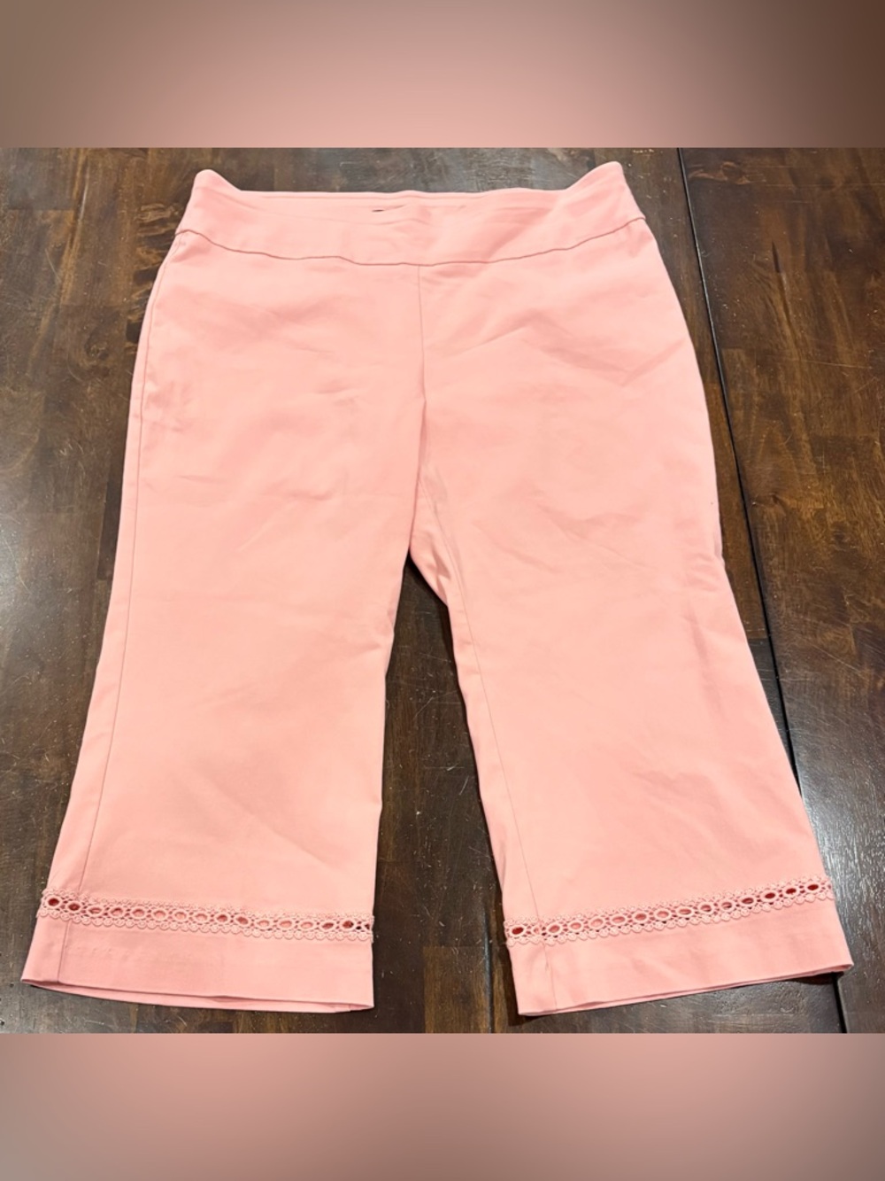 Counterparts Peach Pull On Capri Pants Women’s Size 16